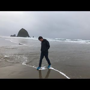 Meet your Posher, Austin